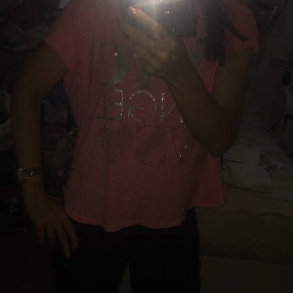 Victoria t-shirt - w wings - used - Picture 2 of 5